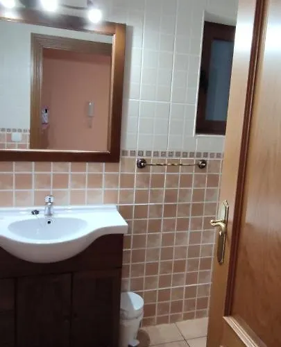 Casa Cote * טורלה